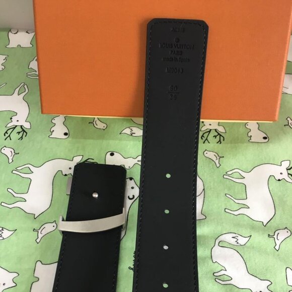 Popular product: Louis Vuitton men's belt. - Picture 2 of 5